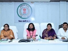 सक्ती में प्रभारी मंत्री गुरु खुशवंत साहेब का सख्त तेवर, अधिकारियों को दो टूक—जनता की समस्याओं के समाधान में लापरवाही बर्दाश्त नहीं